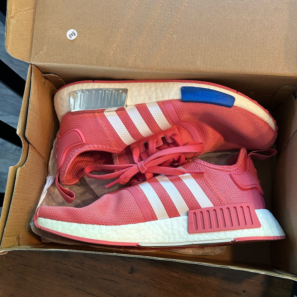 Adidas nmd. Amazing condition. Hardly worn. Priced to sell!